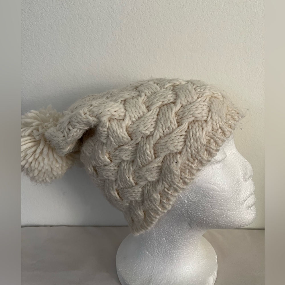 Charlotte Rose knitting beanie ￼